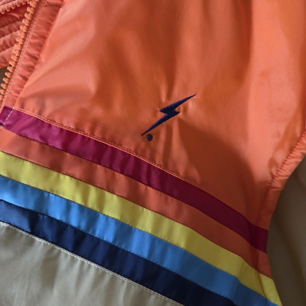 Vintage 1980s Lightning Bolt Vest / Retro Striped Rainbow Puffer Snow Vest - Picture 8 of 10
